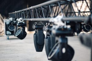 lighting-equipment-hanging-on-a-truss-system-2025-04-03-20-04-00-utc